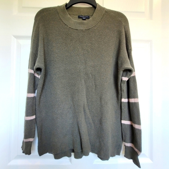 American Eagle Outfitters Sweaters - American Eagle Jegging Fit Sage Cream Pullover Sweater Small